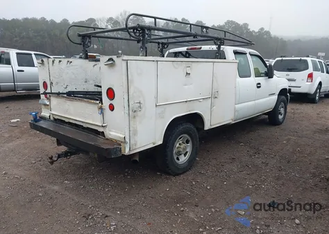 2003 GMC Sierra 2500Hd из США, поврежденный, VIN 1GTHC29UX3E224069